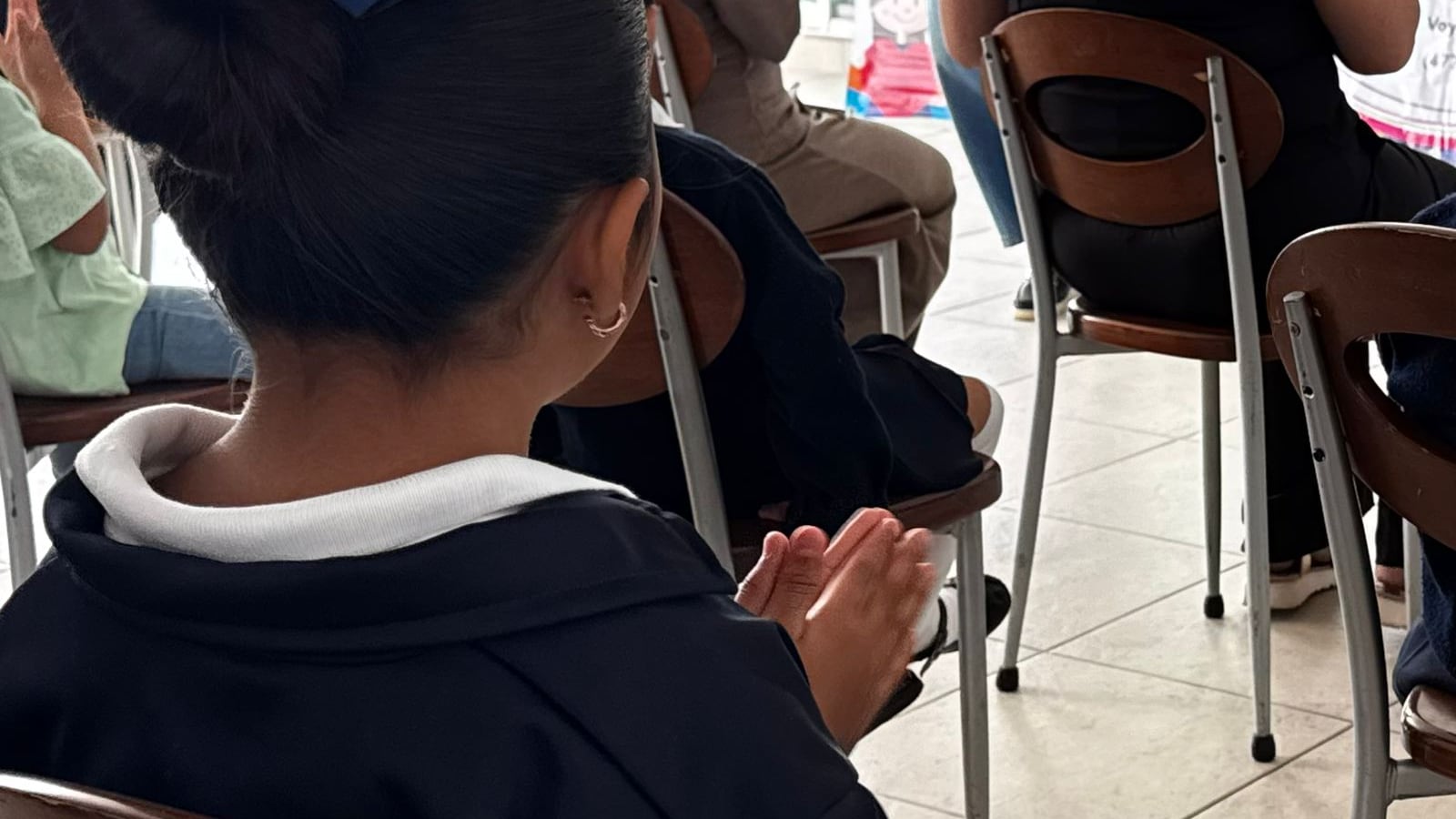 Las cifras, concluye el análisis, reflejan no solo la magnitud del problema, sino la urgencia de colocar a las infancias y adolescencias en el centro de la agenda de seguridad y desarrollo social.