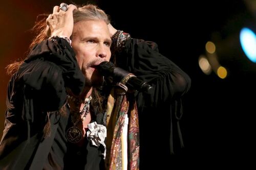 Steven Tyler, vocalista de Aerosmith, es acusado de abuso sexual y psicológico