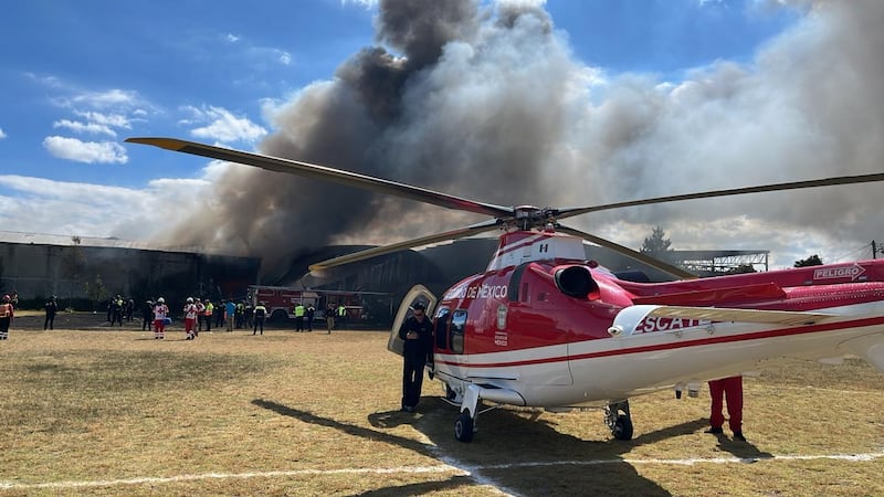 Tres menores y siete adultos viajaban en la avioneta que cayó en Toluca; FGR investiga