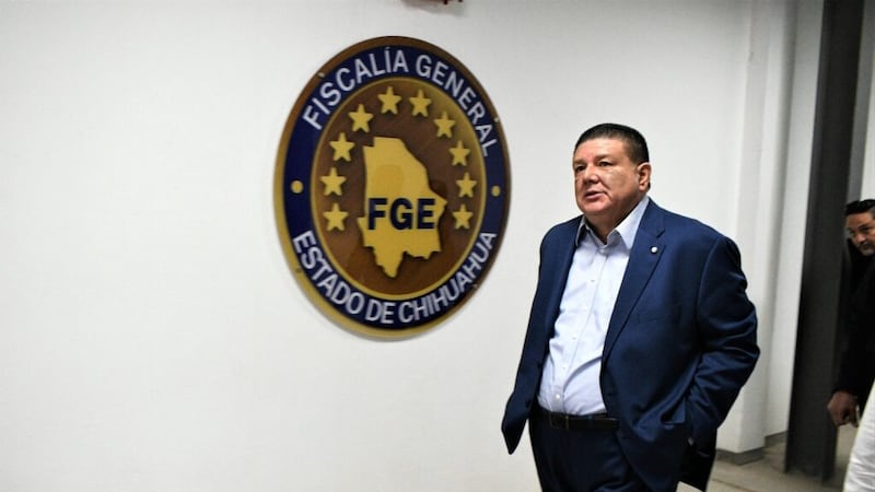 Renuncia fiscal de Chihuahua tras polémica por agentes de la CIA en operativo
