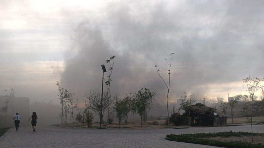 De momento los incendios no han provocado víctimas, pero se teme que algún día se pueda registrar una tragedia.