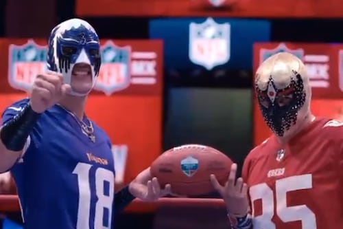 Máscara Dorada y Soberano Jr. presentan el Vikings vs. 49ers en México
