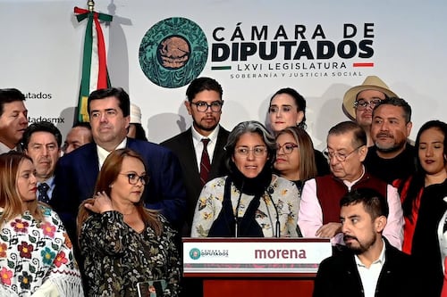 #PolíticaConfidencial: Con compañeros así en Morena, ¿para qué quiere enemigos