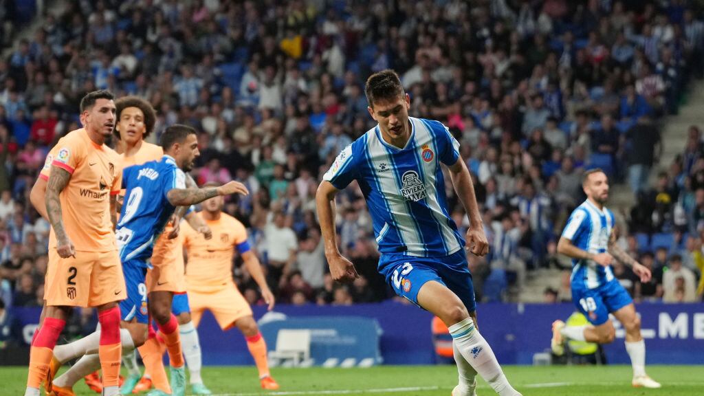 César Montes celebra su segundo tanto en LaLiga