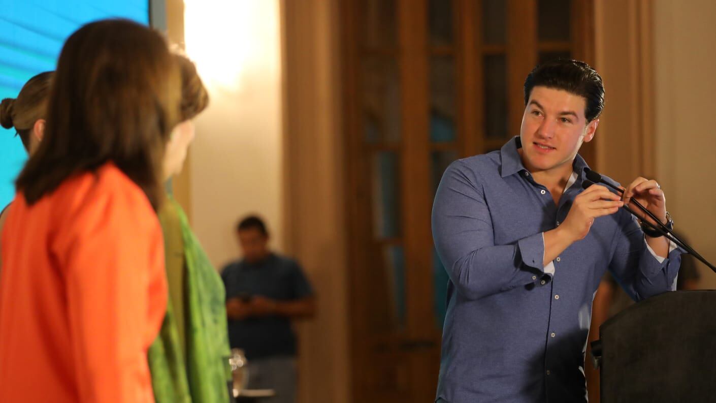 El gobernador destacó que muchas escuelas tienen serios problemas estructurales.