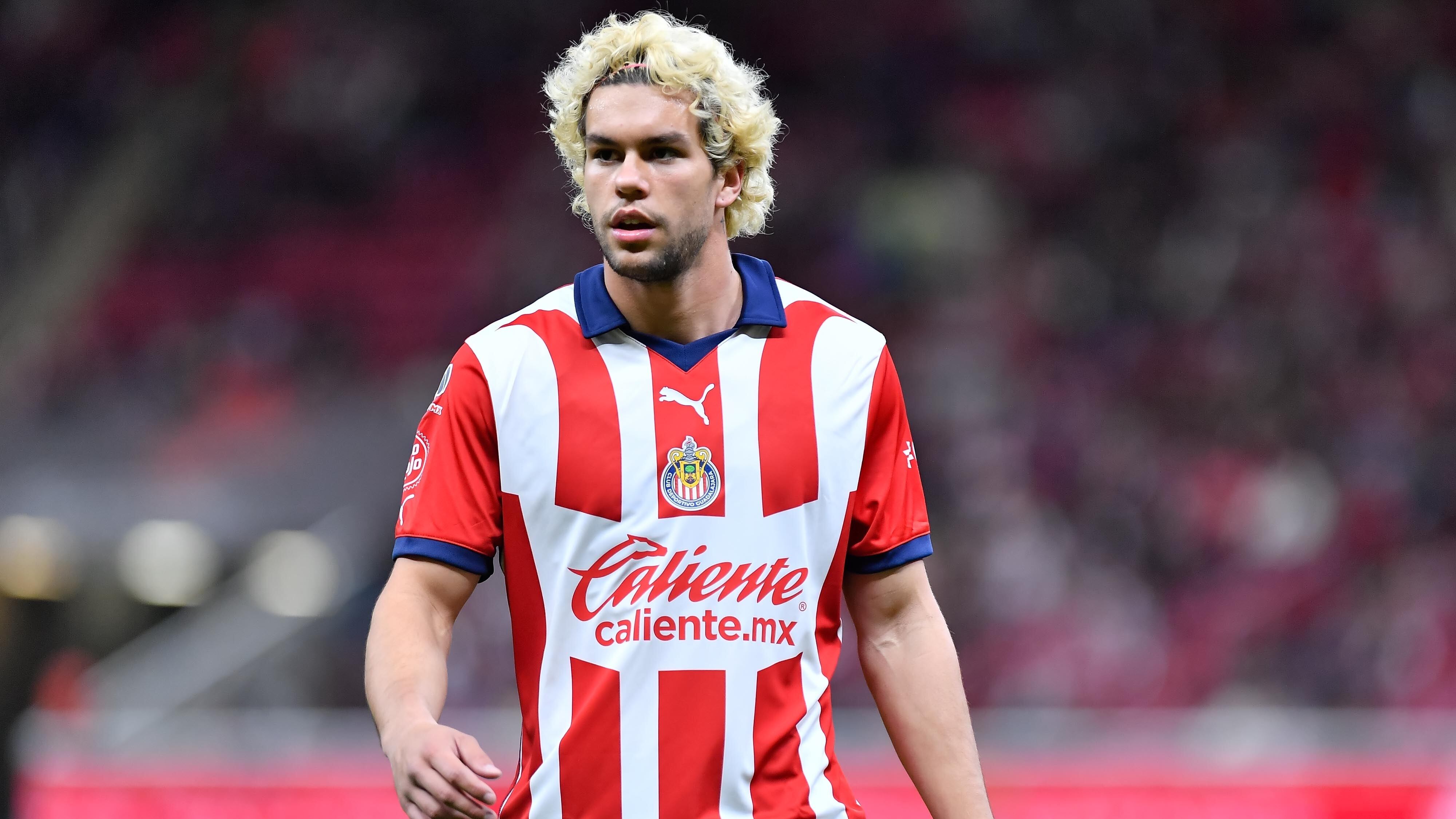 Cade Cowell no ha marcado gol con Chivas.