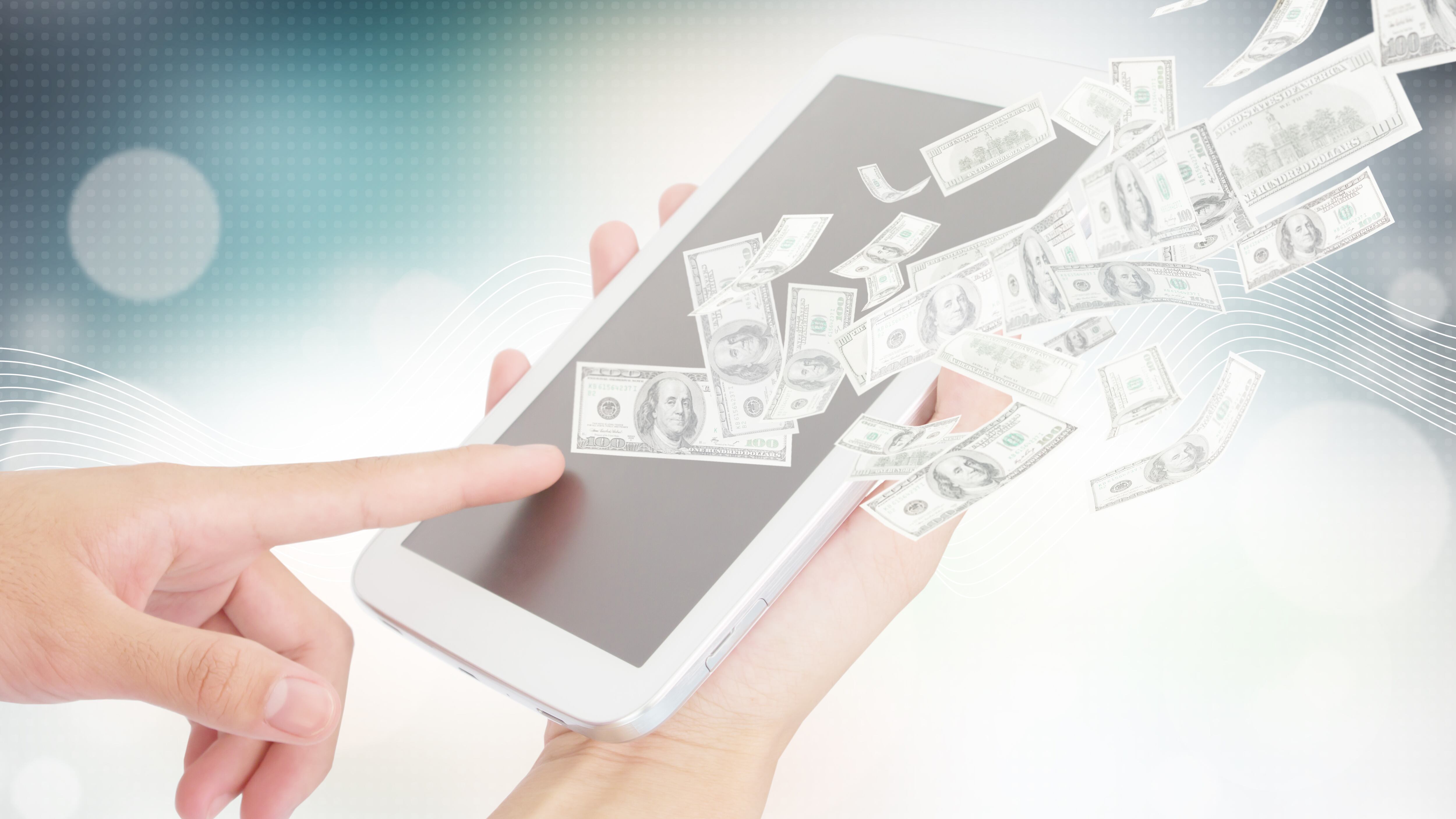 La tecnología facilita tu inversión, solo necesitas un teléfono celular inteligente, una cuenta bancaria y acceso a Internet.