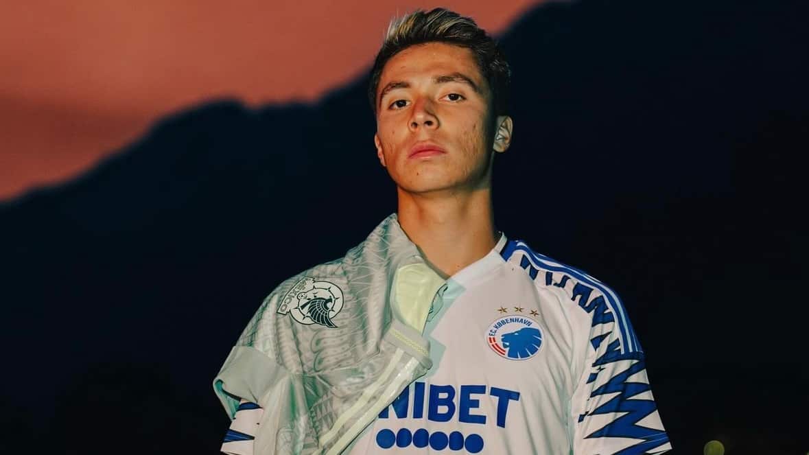 Rodrigo Huescas debuta como titular en el Copenhague FC. Imagen: @rodrigohuescas18.