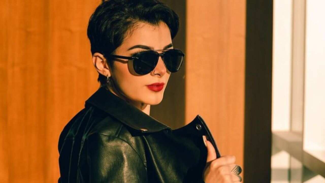 Karely Ruiz presume su sueldo ante comentarios de sus 'haters'