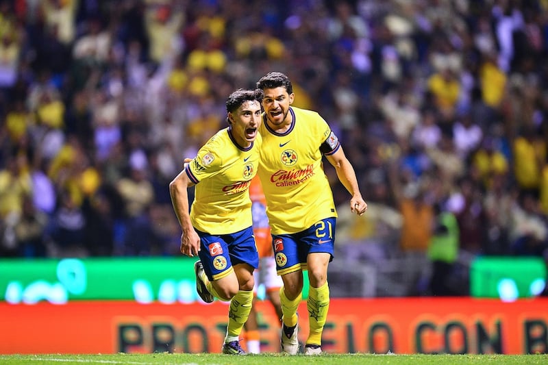 América