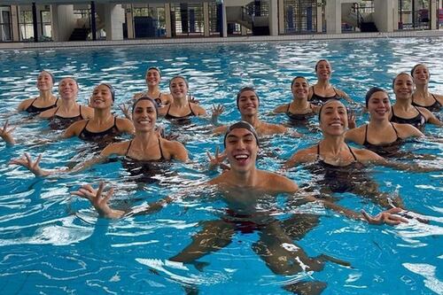 Equipo de natación artística consigue viajar a Egipto con el apoyo de empresarios