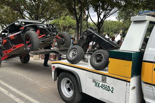 Rodada convocada por Sandra Cuevas termina con decomiso de más de 70 motos