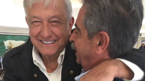 El presidente de Cantabria y el tabasqueño guardan gran amistad.