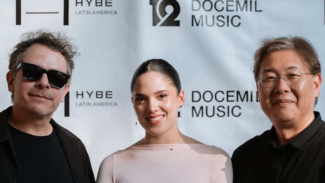 La cantante inicia su carrera y la acompañó su familia