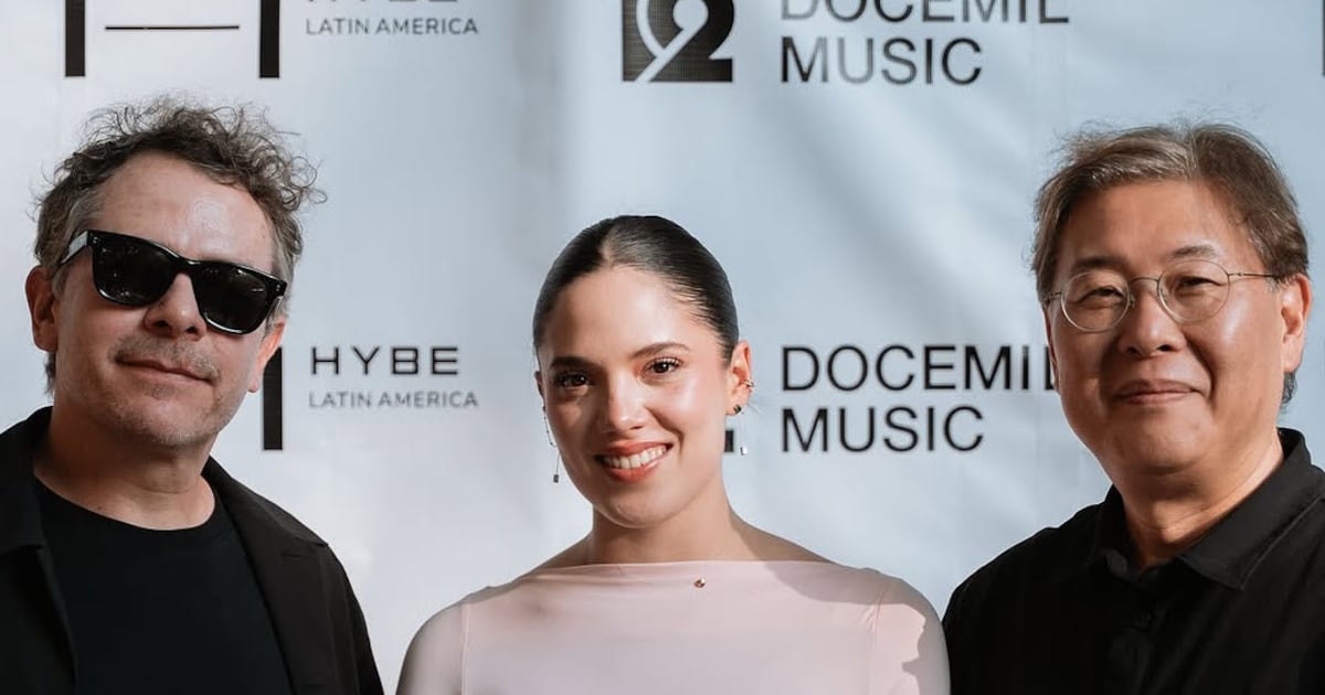 América Fernández debuta en la música con el respaldo de HYBE, la disquera detrás de BTS