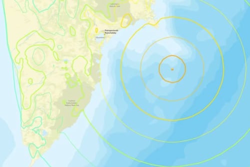 Tsunamis, embotellamientos y caos: ¿qué se sabe del terremoto de 8.8 que activó las alertas globales?