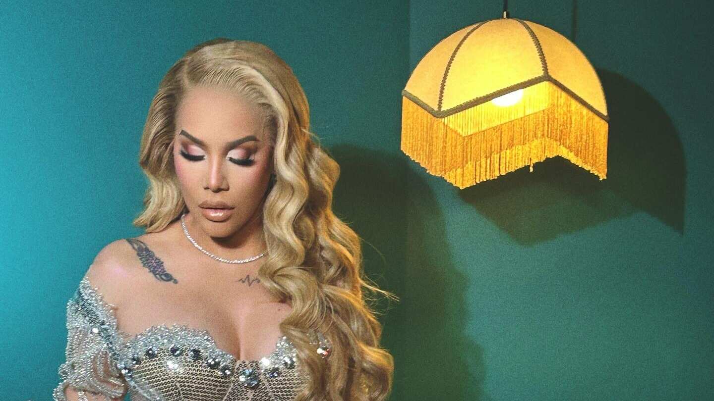 La famosa impactó a sus seguidores con su atuendo