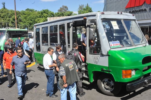 Microbuses no desaparecerán: la tarifa en CDMX los mantiene con vida