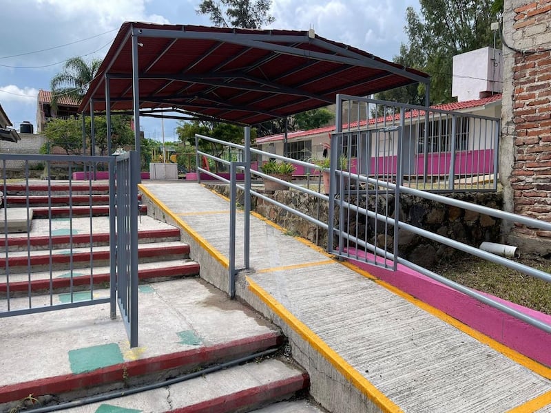 CORTESÍA