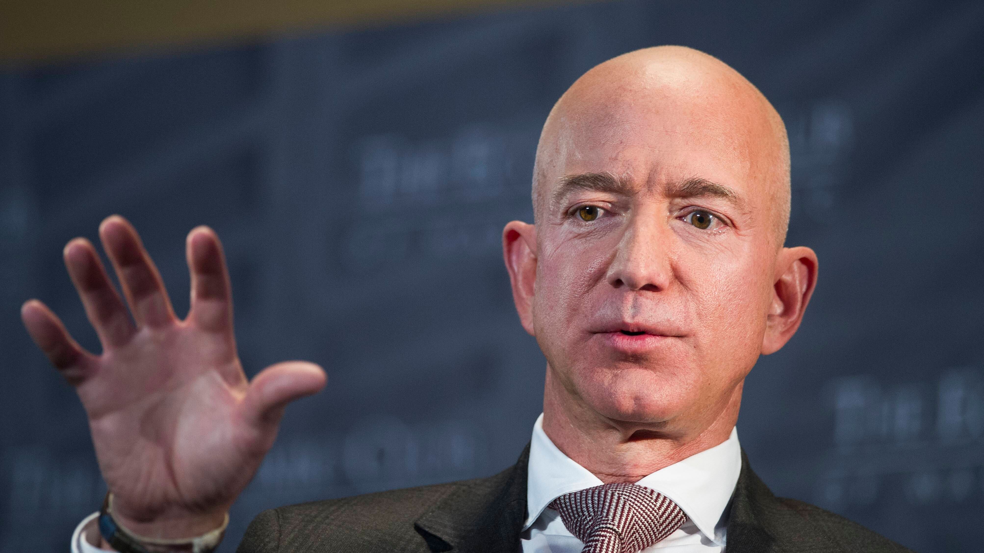 Jeff Bezos a favor de subir impuestos a las empresas en EU