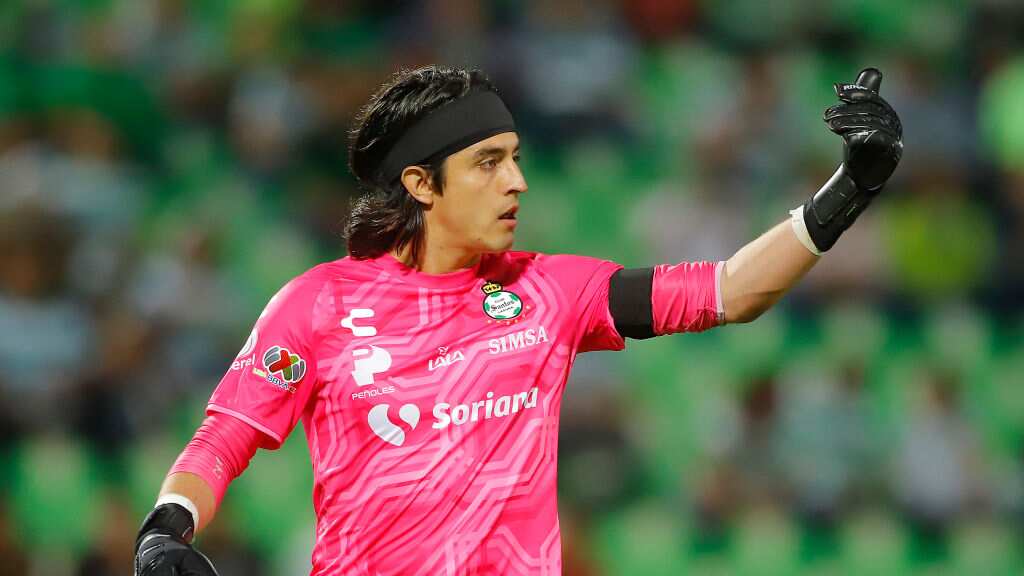 Carlos Acevedo, arquero de Santos Laguna