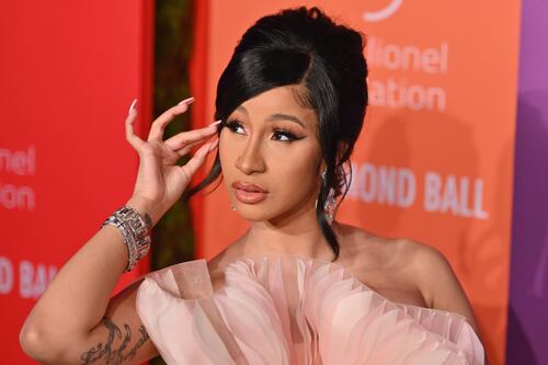 Fans de Cardi B no entienden si la artista sigue con su esposo luego de anunciar un nuevo embarazo
