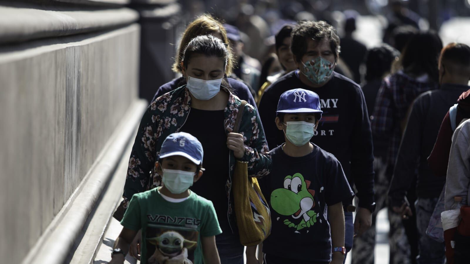 García indicó que el cubrebocas N95 ayuda, en gran medida, a evitar infecciones y otros daños mayores a la salud.