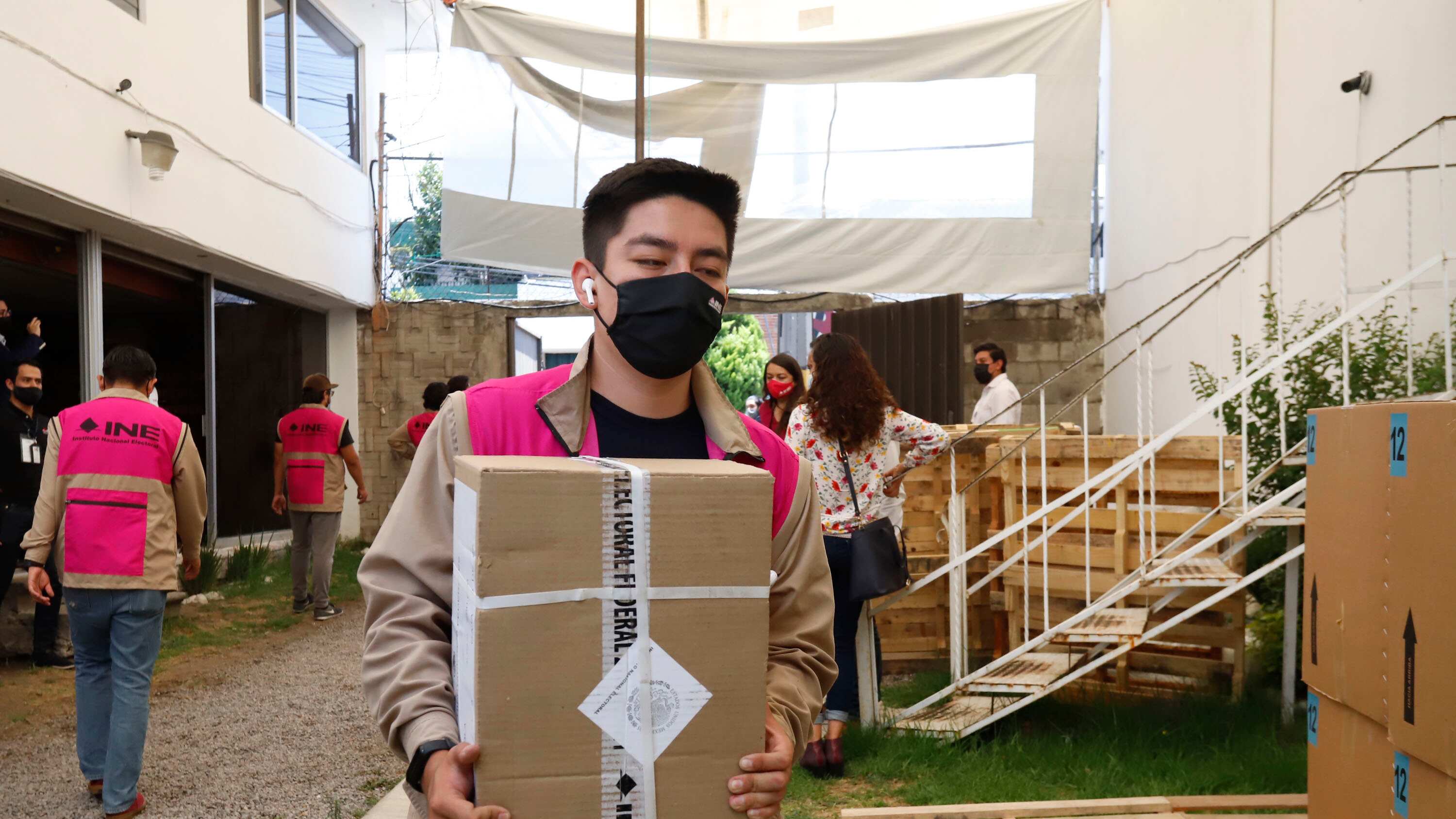 Suman 24 quejas y denuncias contra candidatos de Puebla ante el INE