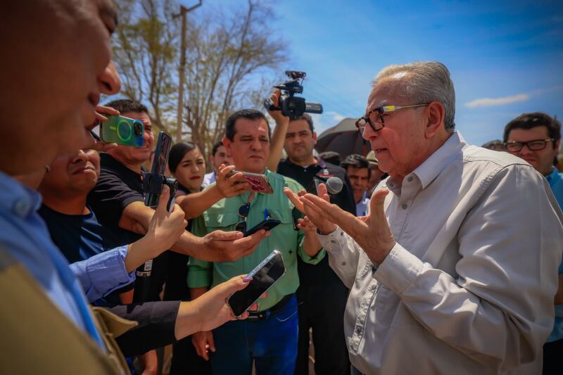 Rubén Rocha Moya inaugura carretera que conecta a dos comunidades en Mocorito, Sinaloa