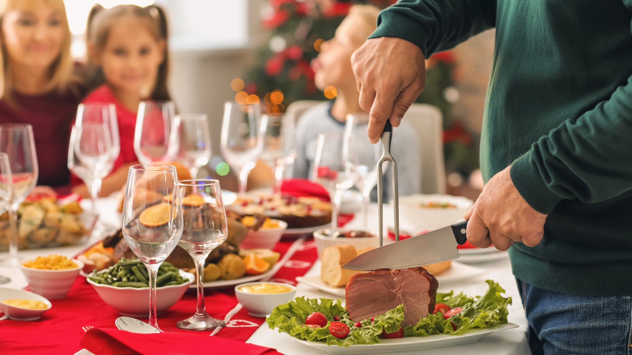Si nos decidido qué hacer o dónde comprar tu cena navideña aquí te damos algunas opciones