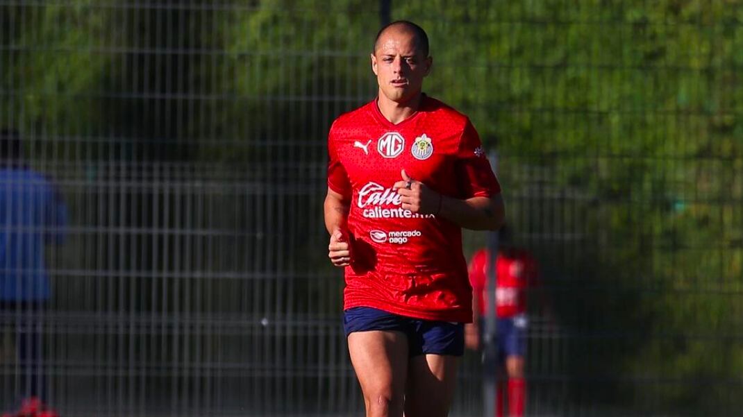 Chiharito Hernández se perfila para debutar con Chivas en los próximos días.