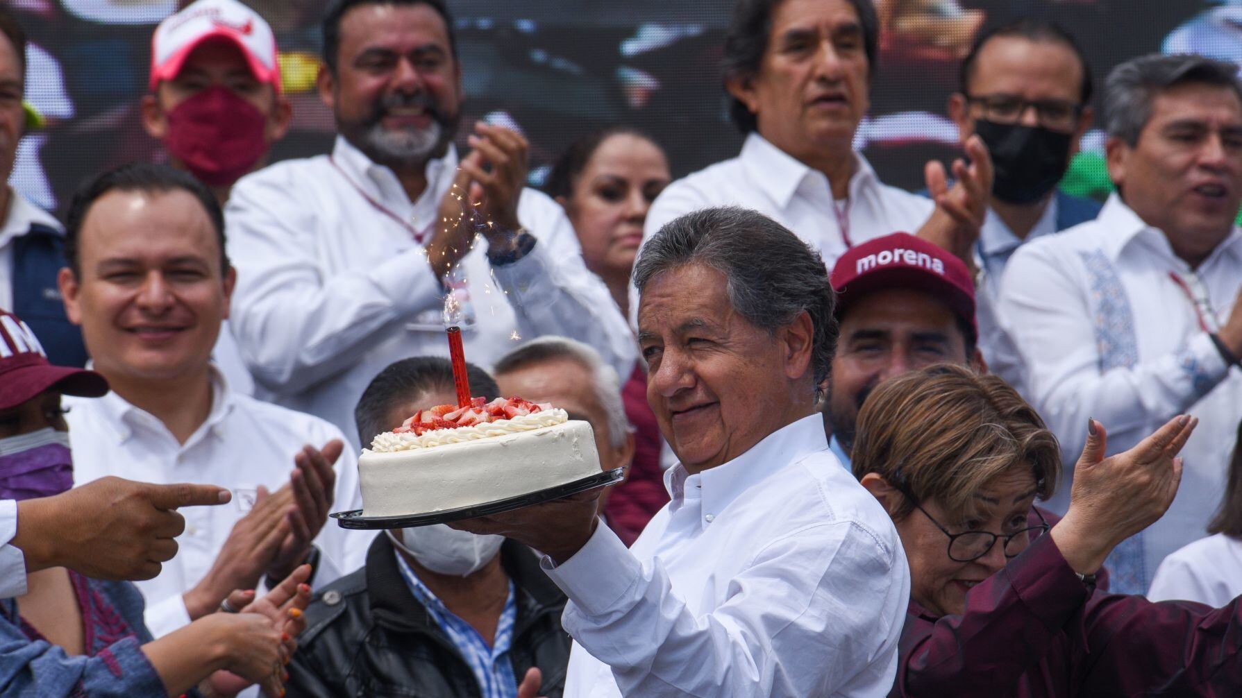 #PolíticaConfidencial Higinio Martínez va por premio de consolación