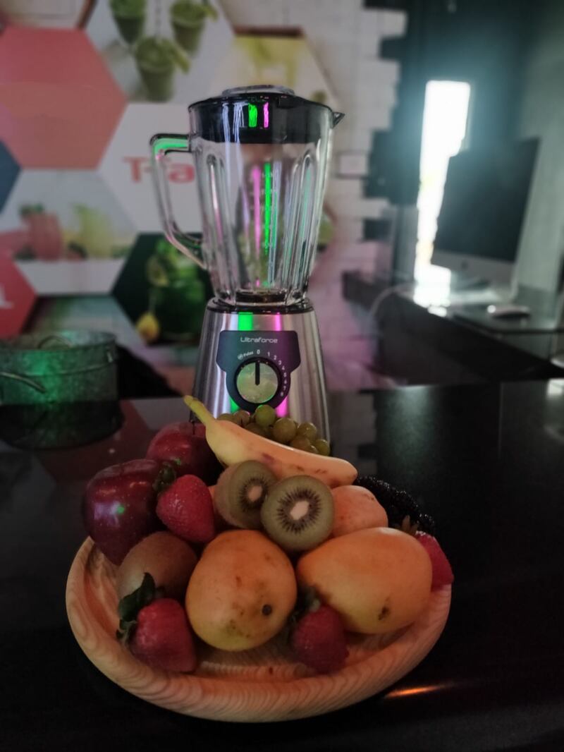 Aprende a preparar cuatro recetas de smoothies diferentes según tus gustos y necesidades.