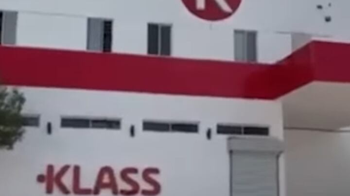 A principios de semana todo indicaba que el gimnasio operaba, pero a puerta cerrada.