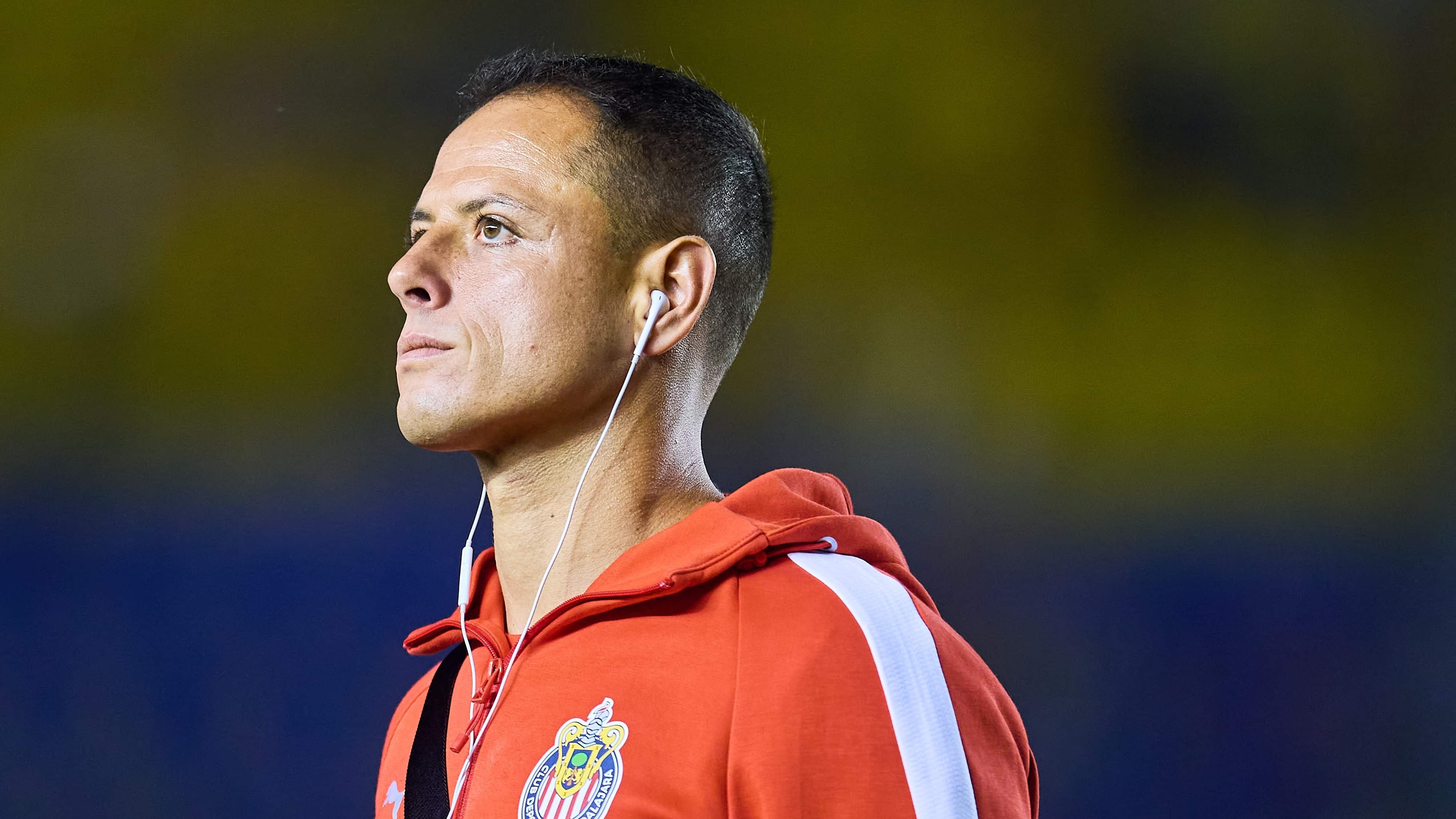 Chicharito saldrá de Chivas en diciembre.