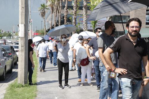 Roban tres personas urna de casilla al sur de Monterrey