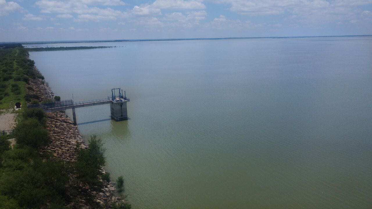 Actualmente El Cuchillo está a un 83% de su capacidad de máximo de 87% permitido.