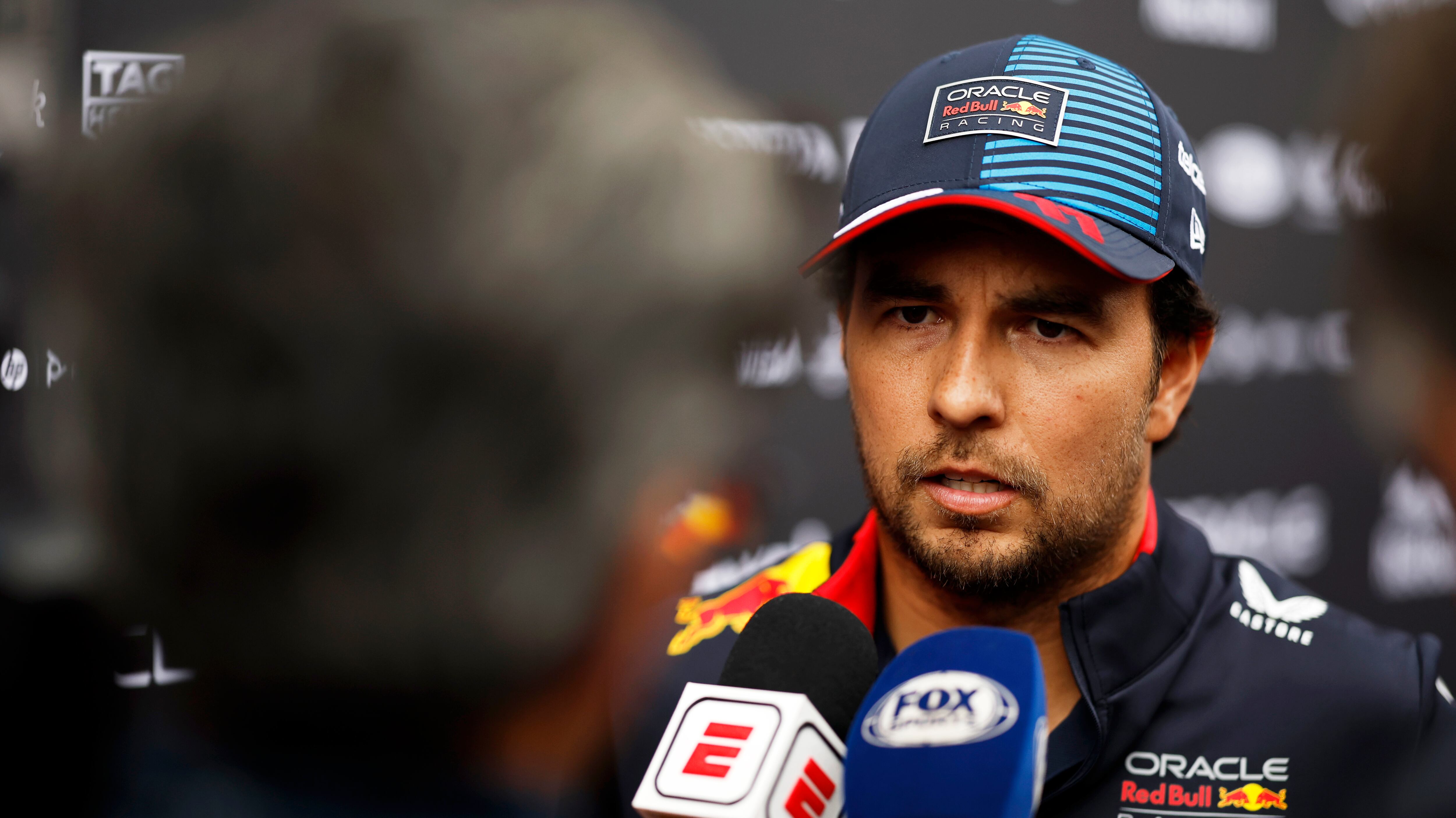 Checo Pérez criticó el criterio de la FIA para sancionar el incidente en pista que tuvo durante el GP de Canadá.