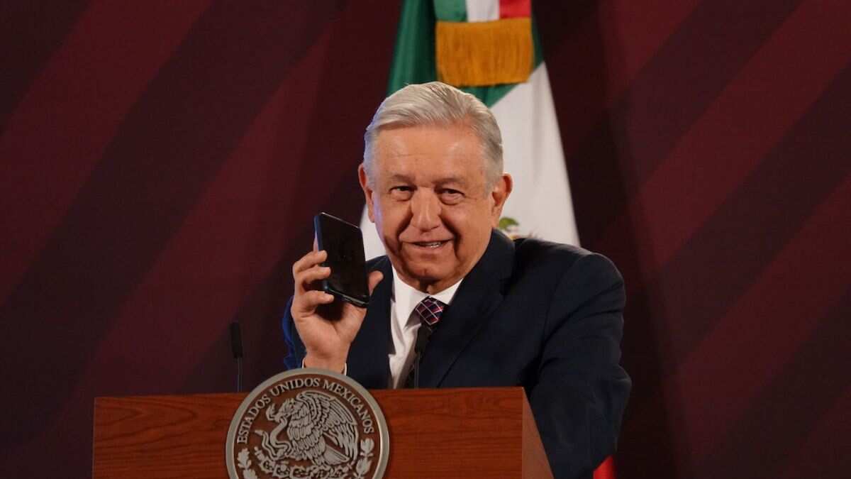 AMLO.