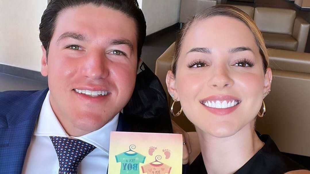 El gobernador y su esposa lucen emocionados y con muchas ganas de conocer a su hijo.