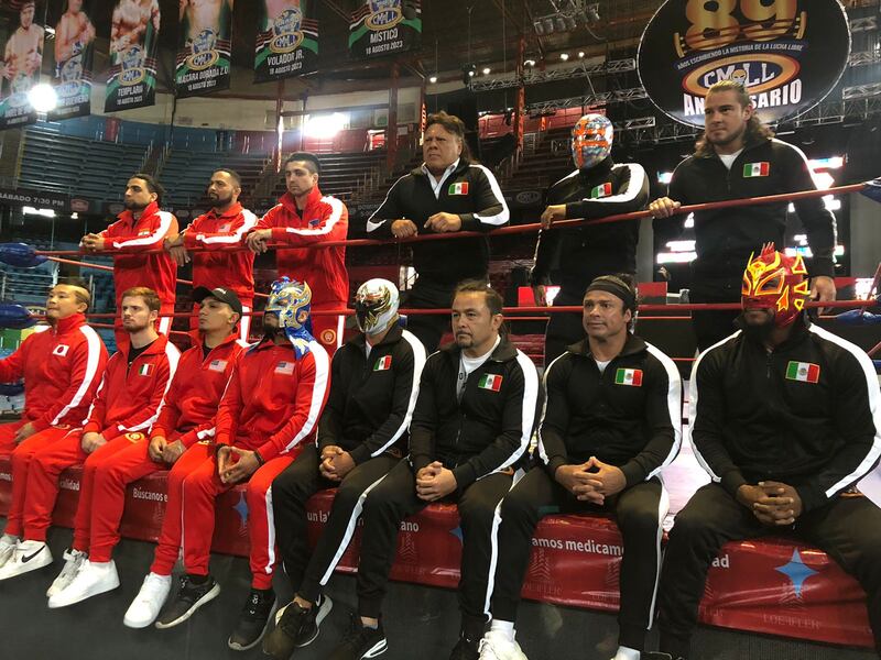 Listos los dos equipos para el Grand Prix del CMLL I Iván Navarro