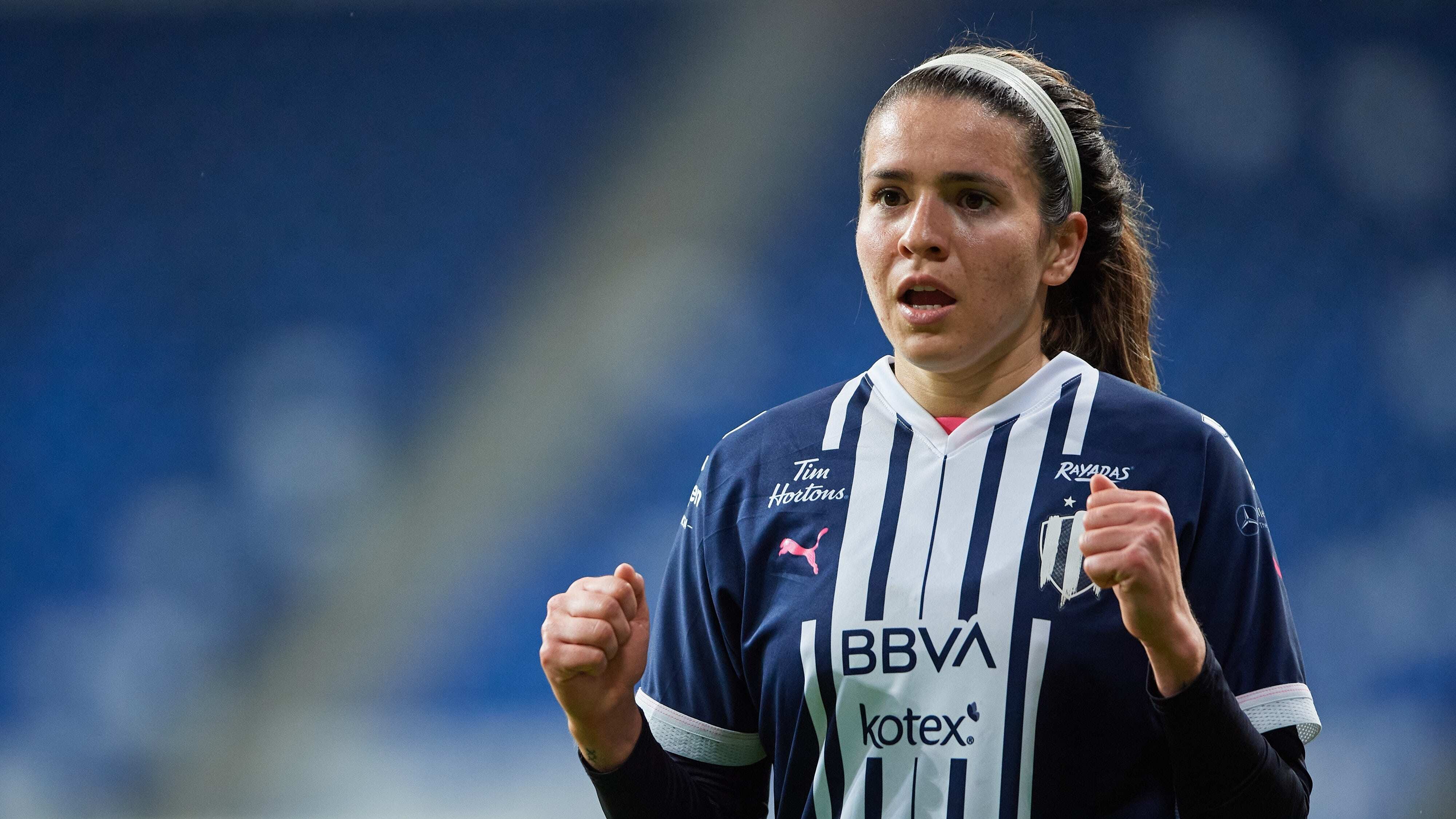 La jugadora de rayadas fue operada por una lesión el año pasado.