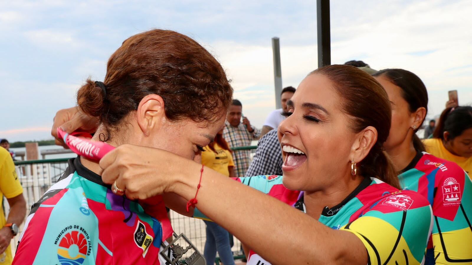 Dijo que este evento permite colocar al nombre de Quintana Roo en el mundo deportivo. (Cortesía)