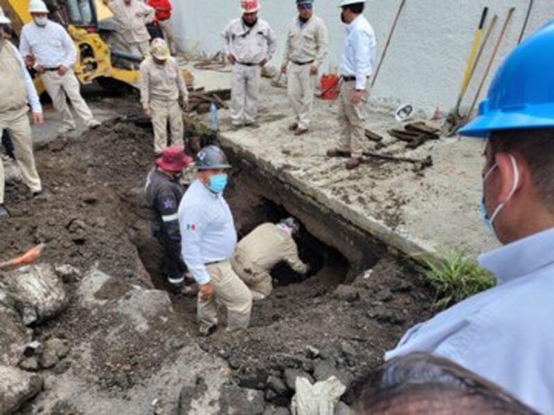 Toma clandestina de combustible en Iztacalco. Foto: SGIRPC