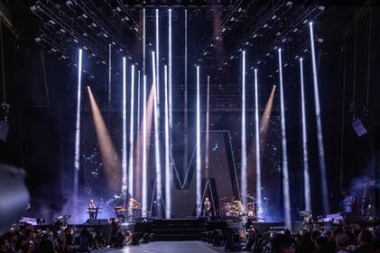 David Gahan, Martin Lee Gore y Andrew John Fletcher contagiaron a sus fanáticos con la energía de su gira ‘Memento Mori World Tour’, en la cual sorprendieron con temas como “Enjoy The Silence”, “Walking On My Shoes”, entre otros.