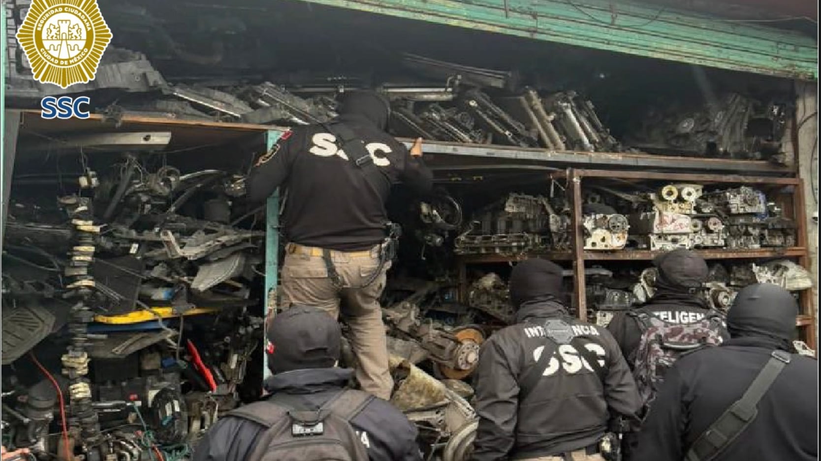 Cateo en Iztapalapa robo de autopartes