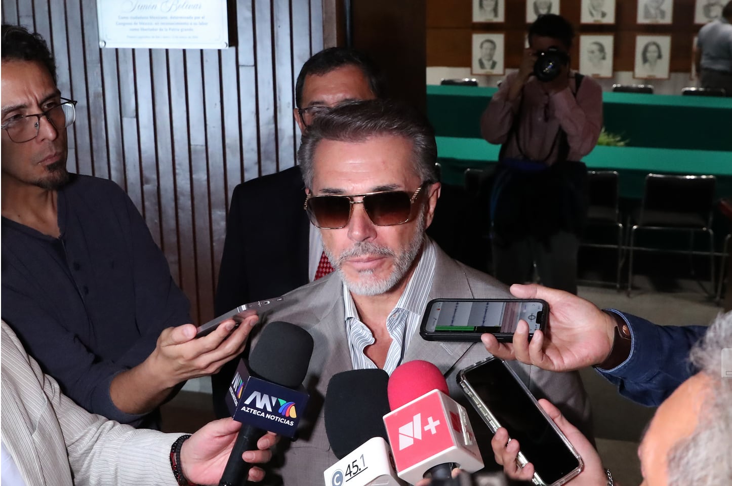 Mayer se coloca como un diputado sin militancia partidista en Morena (Foto: ComSoc Congreso)