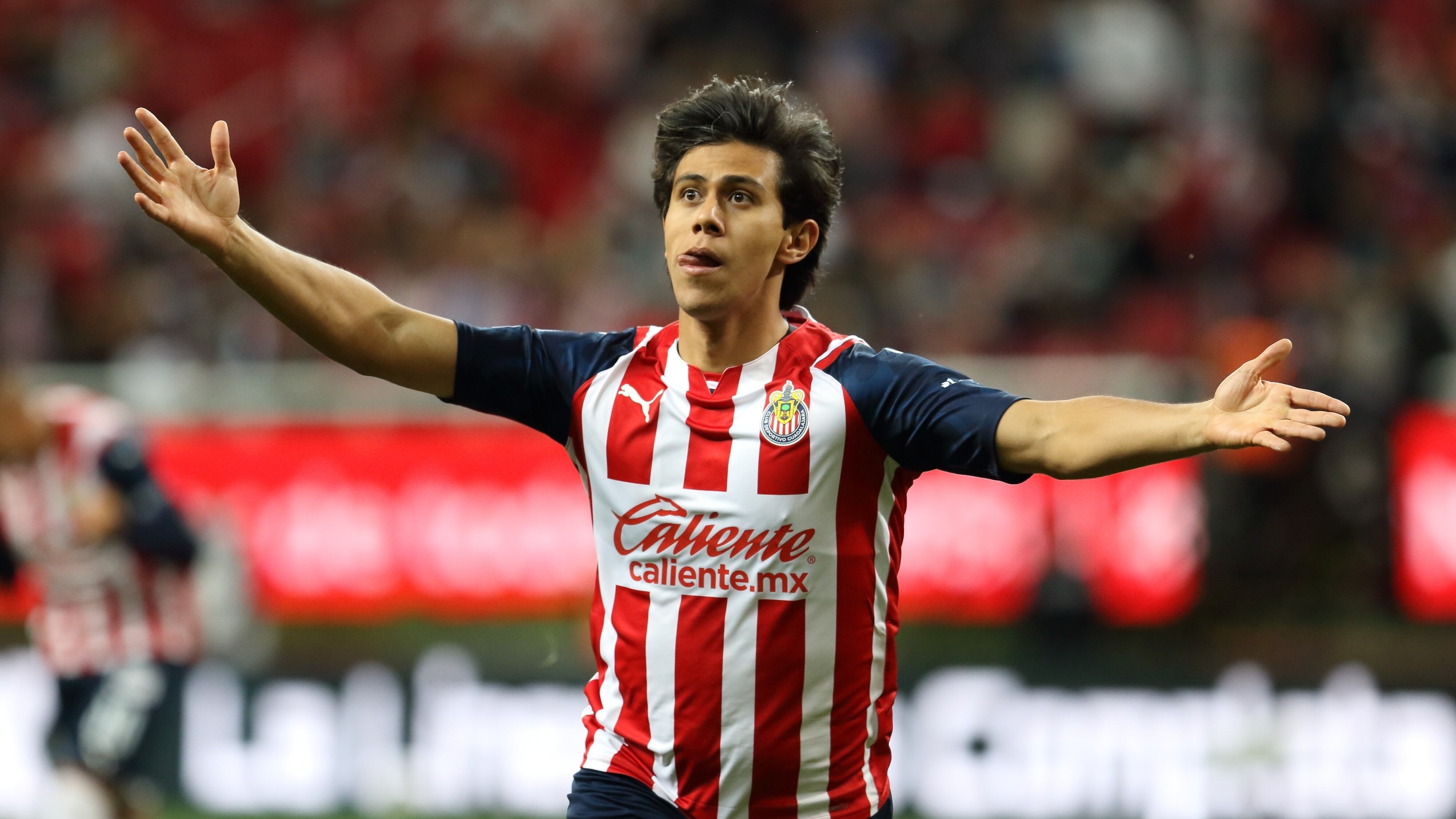 José Juan Macías habló sobre su sueño de jugar un Mundial.