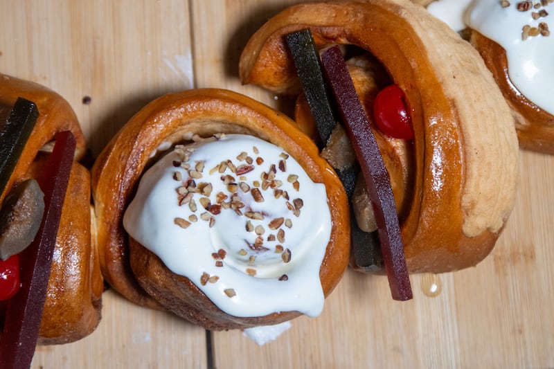 Panaderías clásicas, proyectos artesanales y propuestas contemporáneas para celebrar el 6 de enero como dicta la tradición