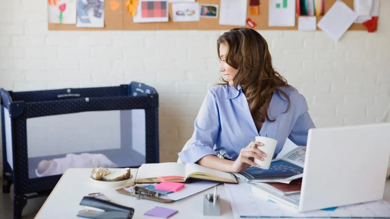 Madres trabajadoras: flexibilidad laboral y guarderías, entre los apoyos más urgentes 